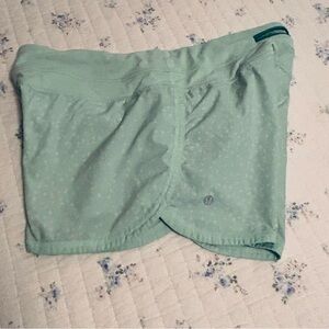 Lululemon Groovy Run Shorts Polka Dot Fresh Shorts Mint Green